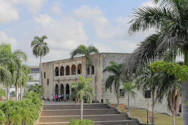 alcazar-diego-colon